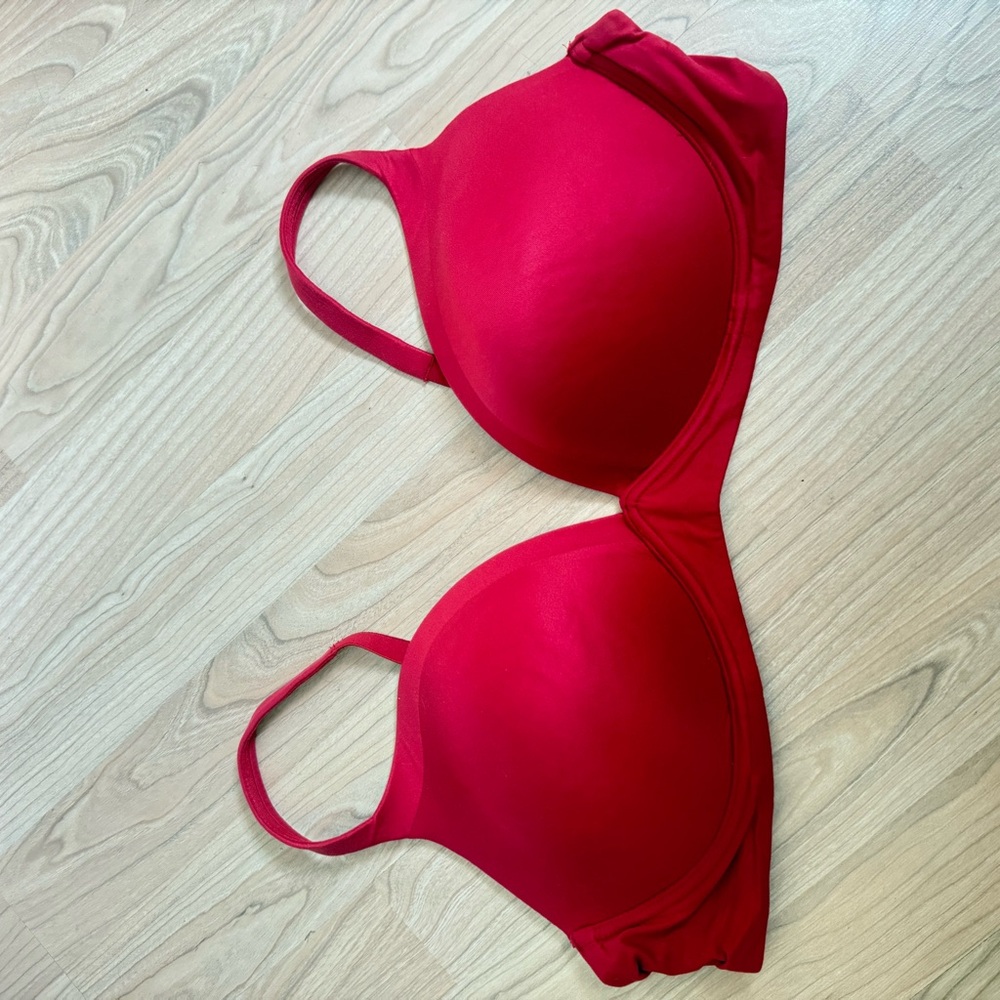 Victoria's Secret Red Seamless T-Shirt Bra